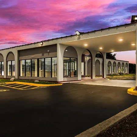 Hometowne Studios By Red Roof And Conference Center Chicago - N Aurora Naperville