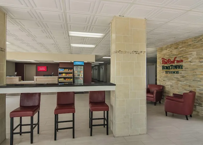 Hometowne By Red Roof And Conference Center Chicago - N Aurora Naperville 2* North Aurora